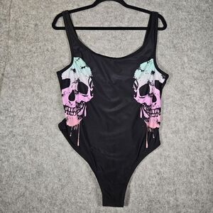 NWT Midnight Hour Black +‎ Ombre Skull Goth Alt Metal One Piece Swimsuit 0 (12)